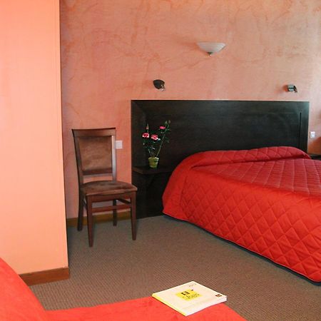 Logis Des Trois Maures Hotel Couches Buitenkant foto