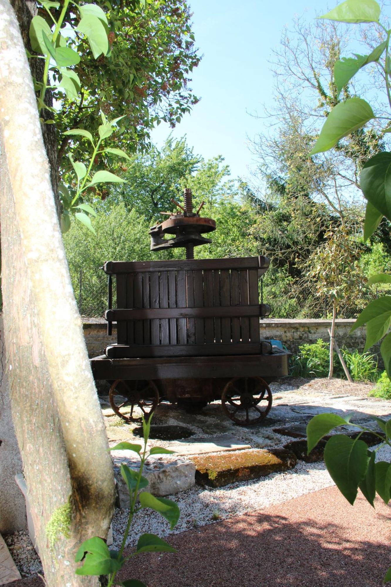 Logis Des Trois Maures Hotel Couches Buitenkant foto
