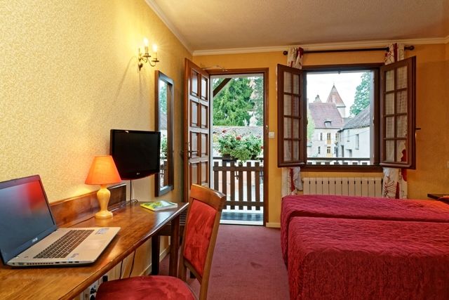 Logis Des Trois Maures Hotel Couches Buitenkant foto