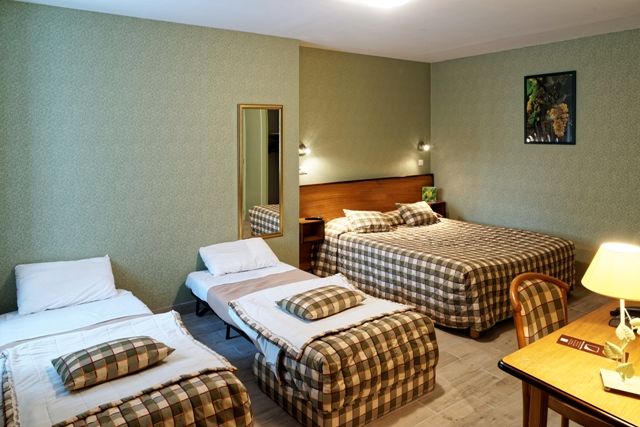 Logis Des Trois Maures Hotel Couches Buitenkant foto